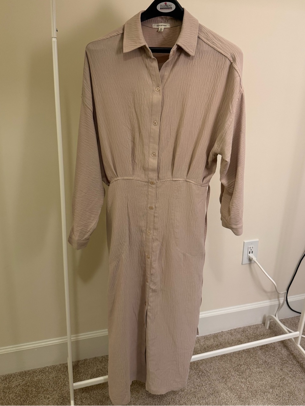 NWOT MSRP$128 Max Studio Button-Front Midi Shirt Dress Long sleeve. Cream-beige.